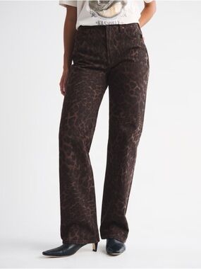 Abercrombie & Fitch Curve Love High Rise 90s Relaxed Leopard Print Jean